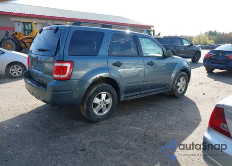 2011 Ford Escape Xlt from USA, damaged, VIN 1FMCU0D76BKB94836